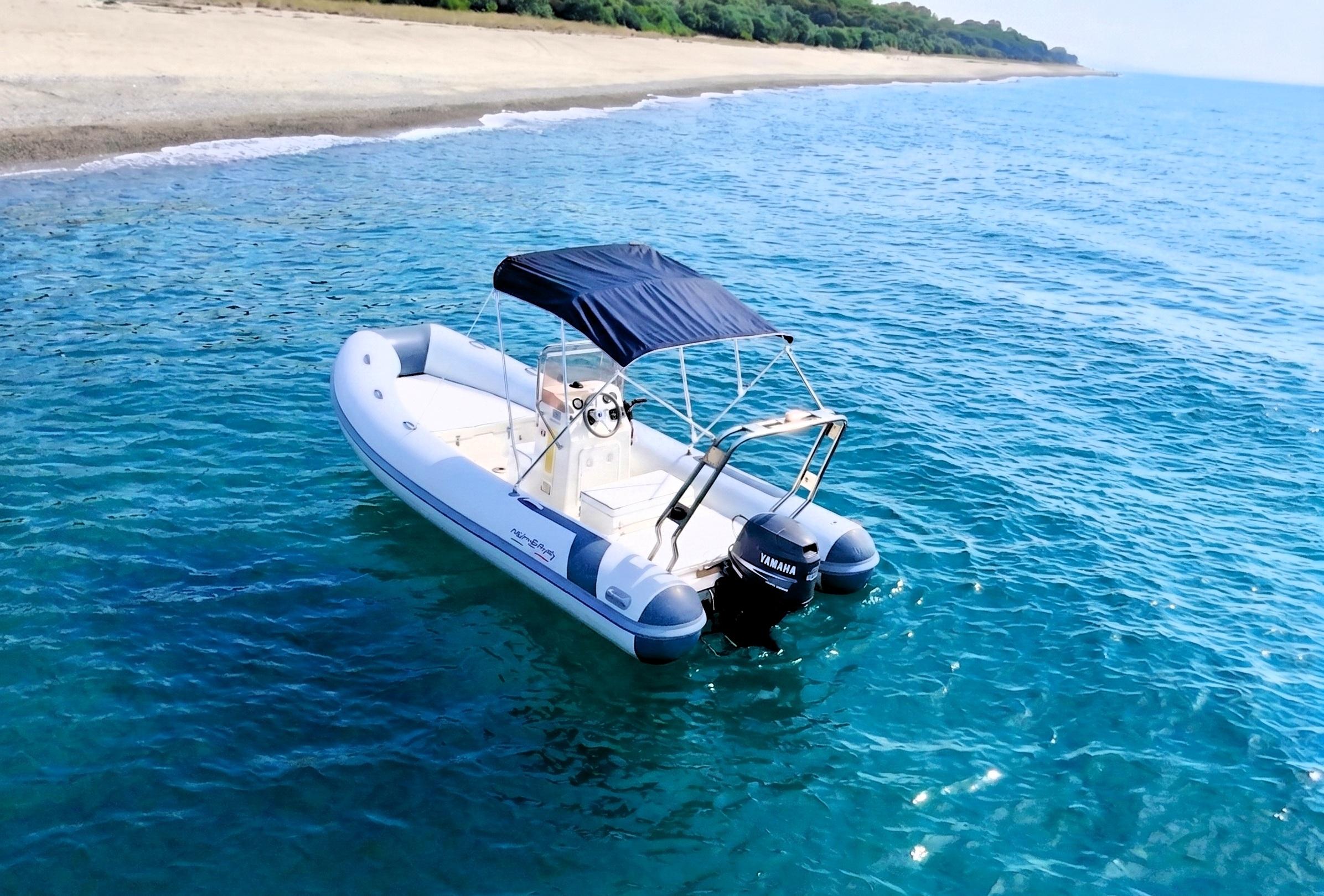 GOMMONE MANGO 530 | 6 POSTI | SENZA PATENTE